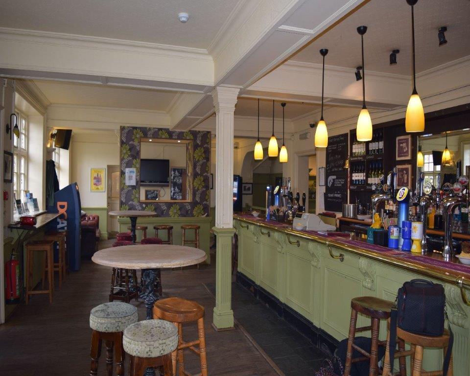 The Cranley Hotel Cranleigh Bagian luar foto
