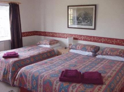 The Cranley Hotel Cranleigh Bagian luar foto
